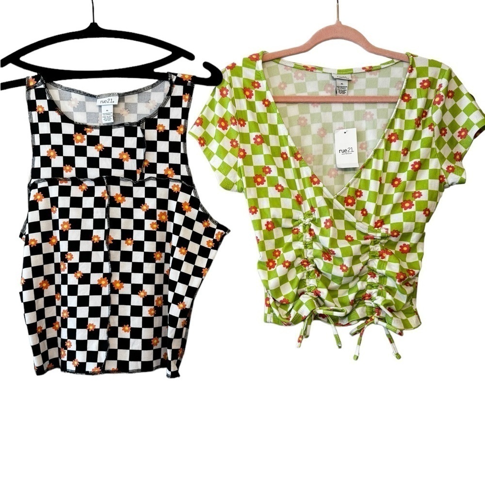 2 pc Bundle Rue 21 Tank and Drape Front Tee